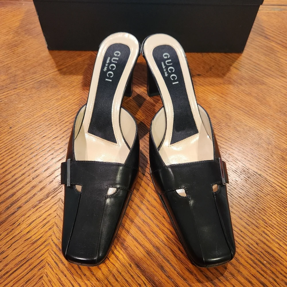 Vintage Gucci Leather Mules - Picture 4 of 7